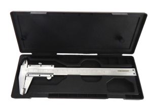 Штангенциркуль (0-150мм, 0.02мм; внутр. Ø, наруж. Ø + глубиномер), в пластиковом футляре FORCEKRAFT 26591       FK-5096P1